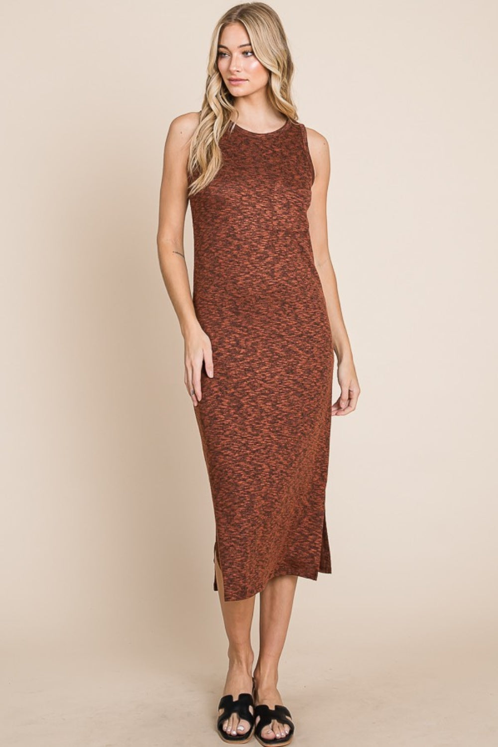  BOMBOM Slit Round Neck Sleeveless Midi Dress.