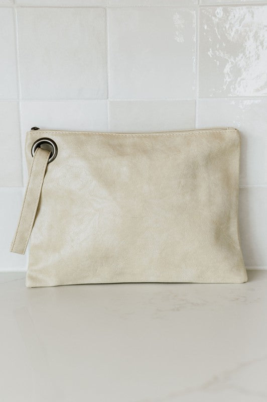 ALEXA OVERSIZED CLUTCH WITH WRISTLET