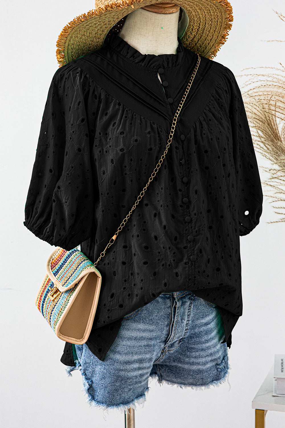 Bonbon Hollow-out Flower Embroidered Short Puff Sleeve Blouse