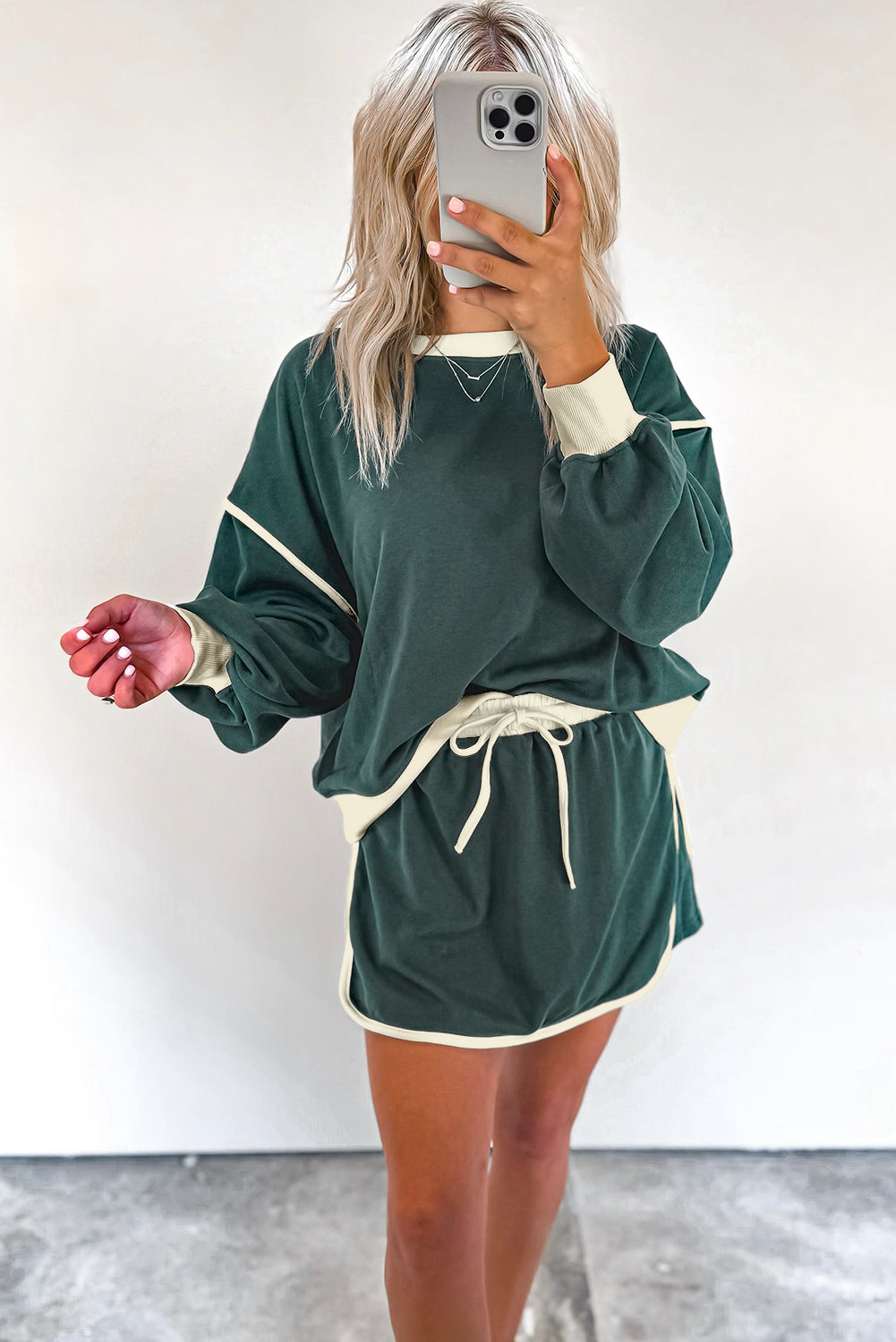 Evergreen Contrast Trim Loose Pullover and Lace-up Waist Skirt Set