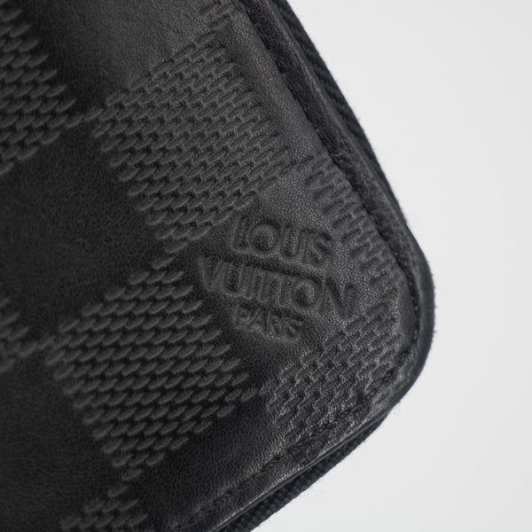 Louis Vuitton Black Damier Infini Vertical Zippy Wallet