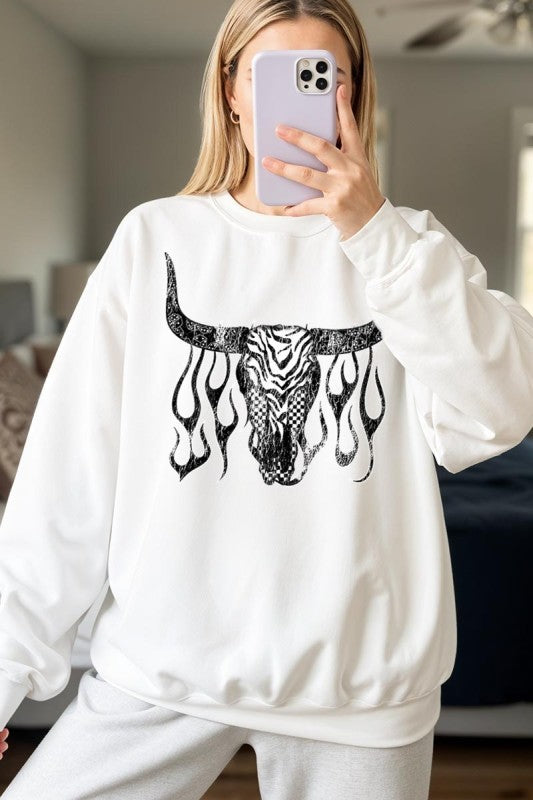 Western Bullskull Graphic Sweatshirt