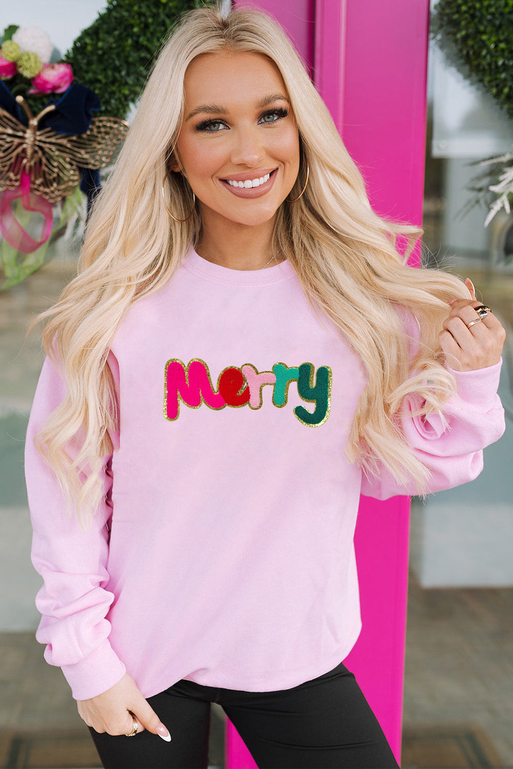 Pink Merry Christmas Round Neck Graphic Sweatshirt