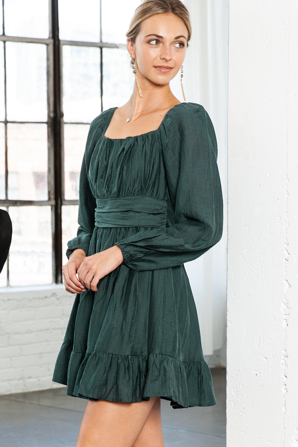 Green Solid Color Flounce Hem A -Line Square Neck Dress