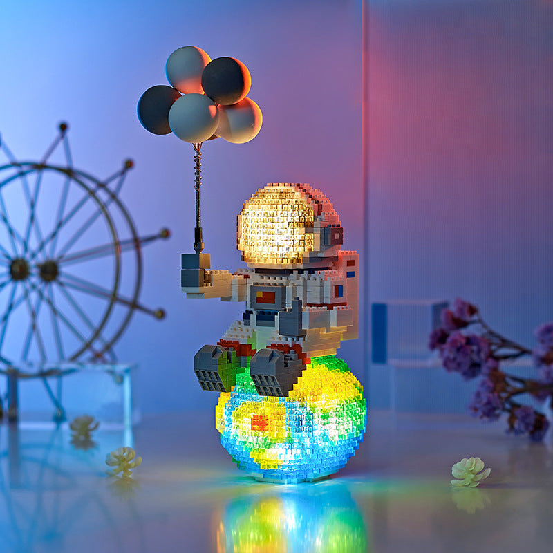 Cocoa Yacht Club Micro Particles Lego Lamp