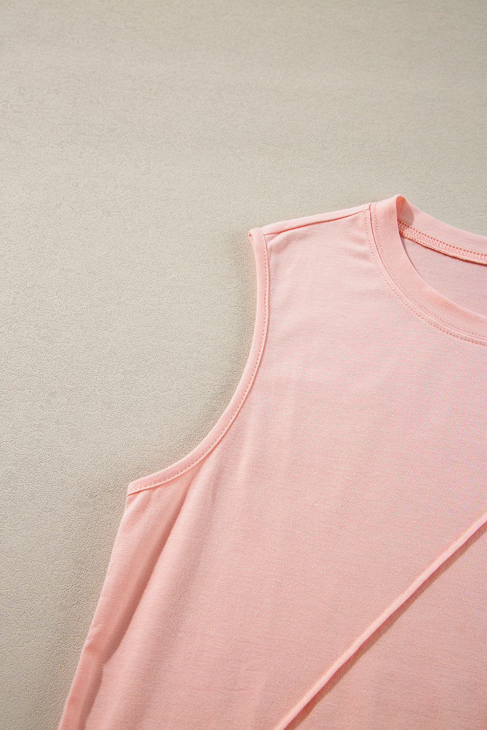 Light Pink Solid Color Crew Neck Pleated Sleeveless Top