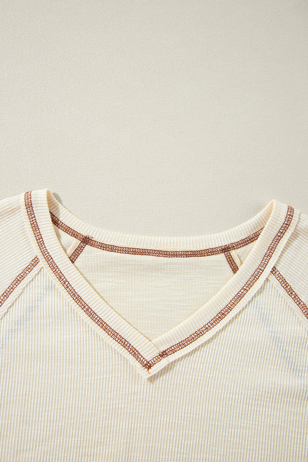 Beige Exposed Seam Crinkle Rib V Neck Pullover Top