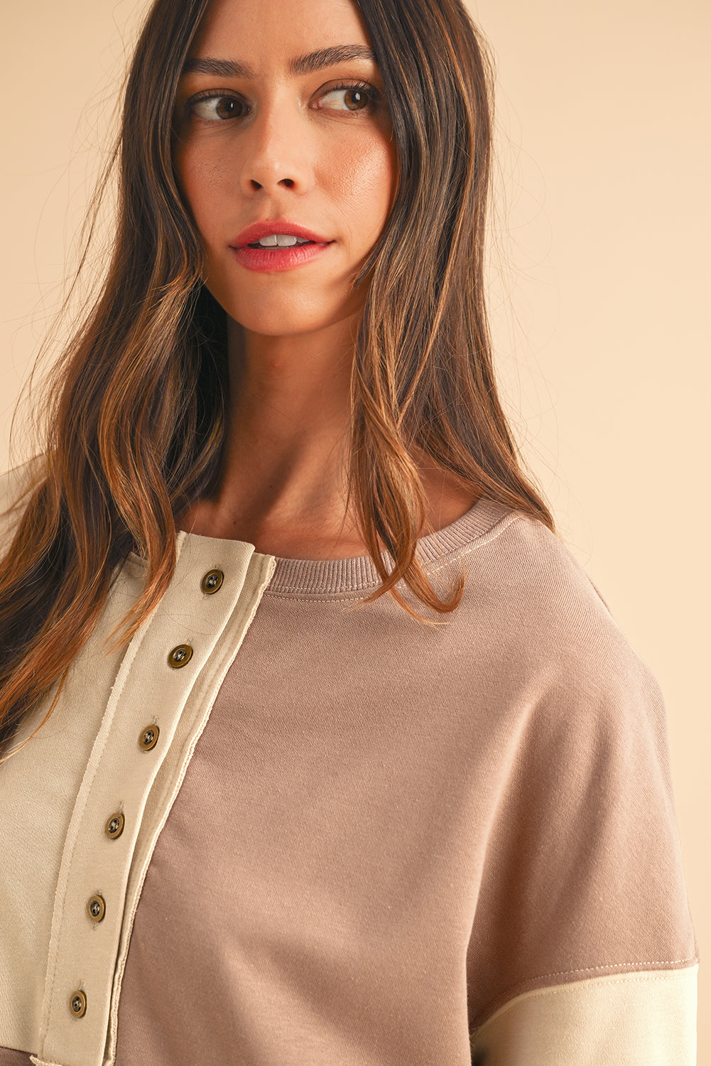 Parchment Colorblock Henley High Low Loose Sweatshirt