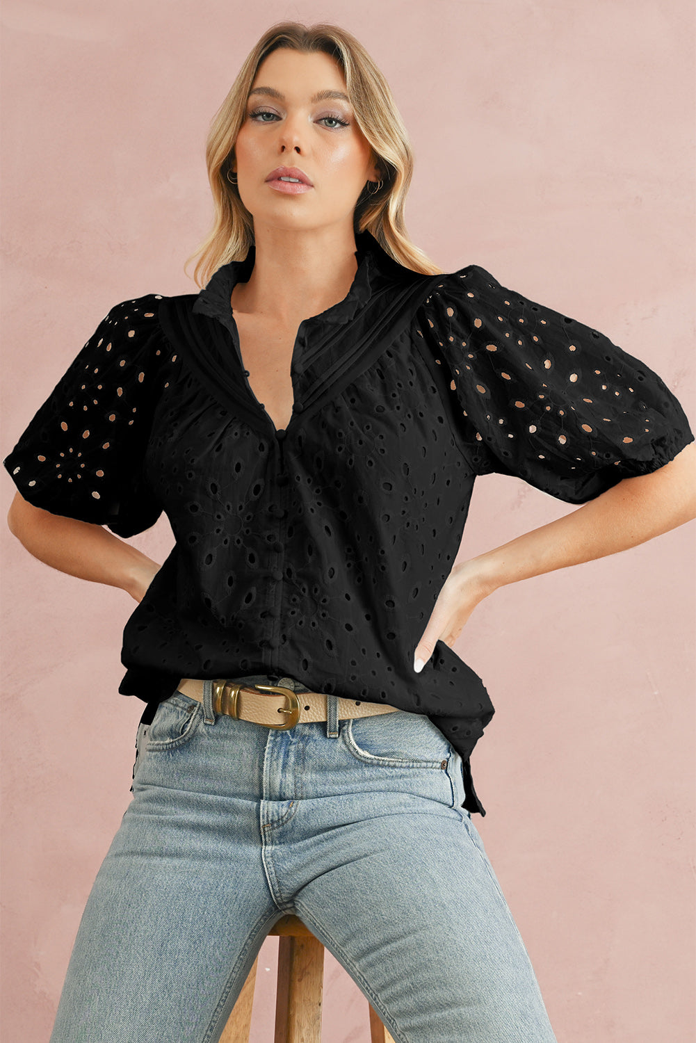 Bonbon Hollow-out Flower Embroidered Short Puff Sleeve Blouse