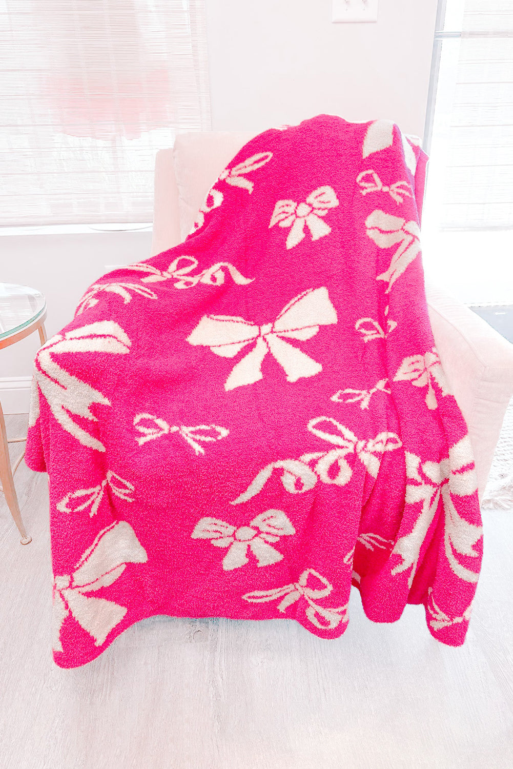 Pink 127*152cm Bow Printed Cozy Soft Throw Blanket