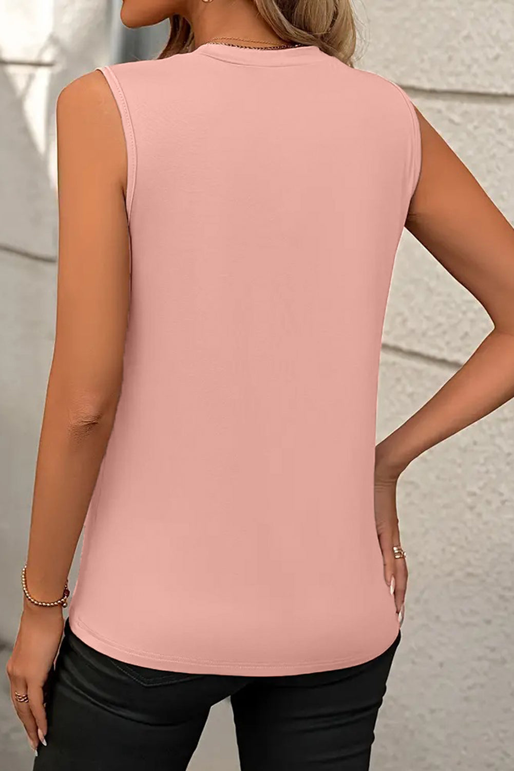 Light Pink Solid Color Crew Neck Pleated Sleeveless Top