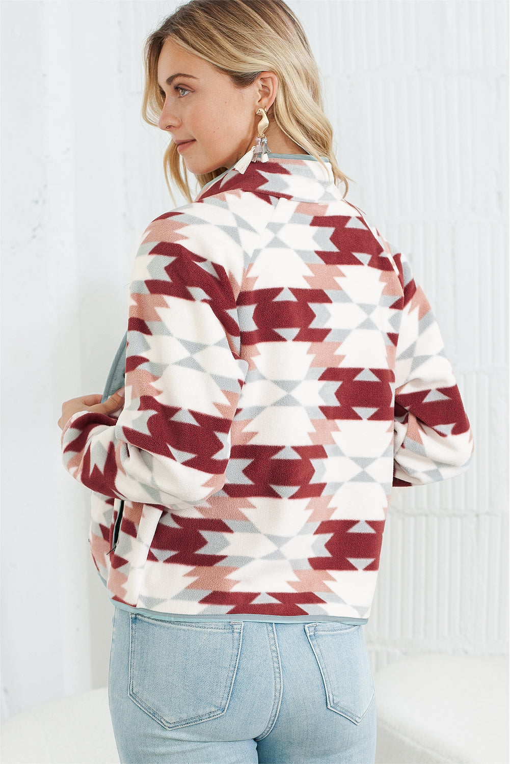 Red Geometric Snap Buttoned Zipper Pockets Fleece Jacket