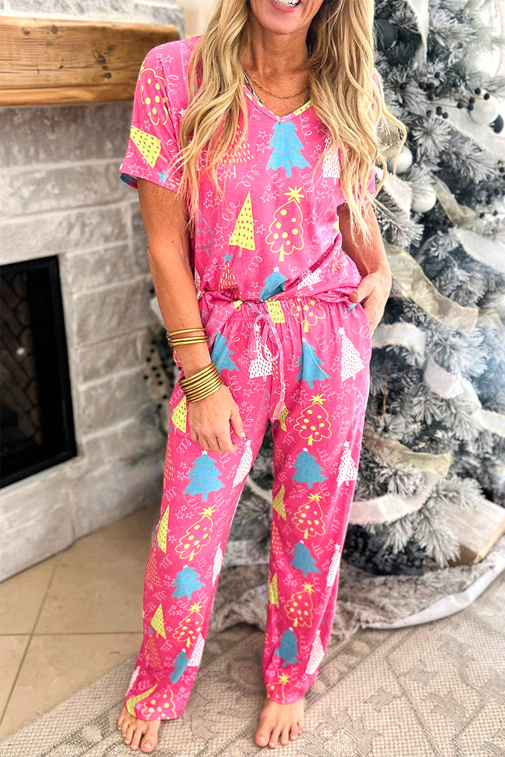 Loungewear Set Rose Christmas Tree Print V Neck Tee and Pants Lounge Set.