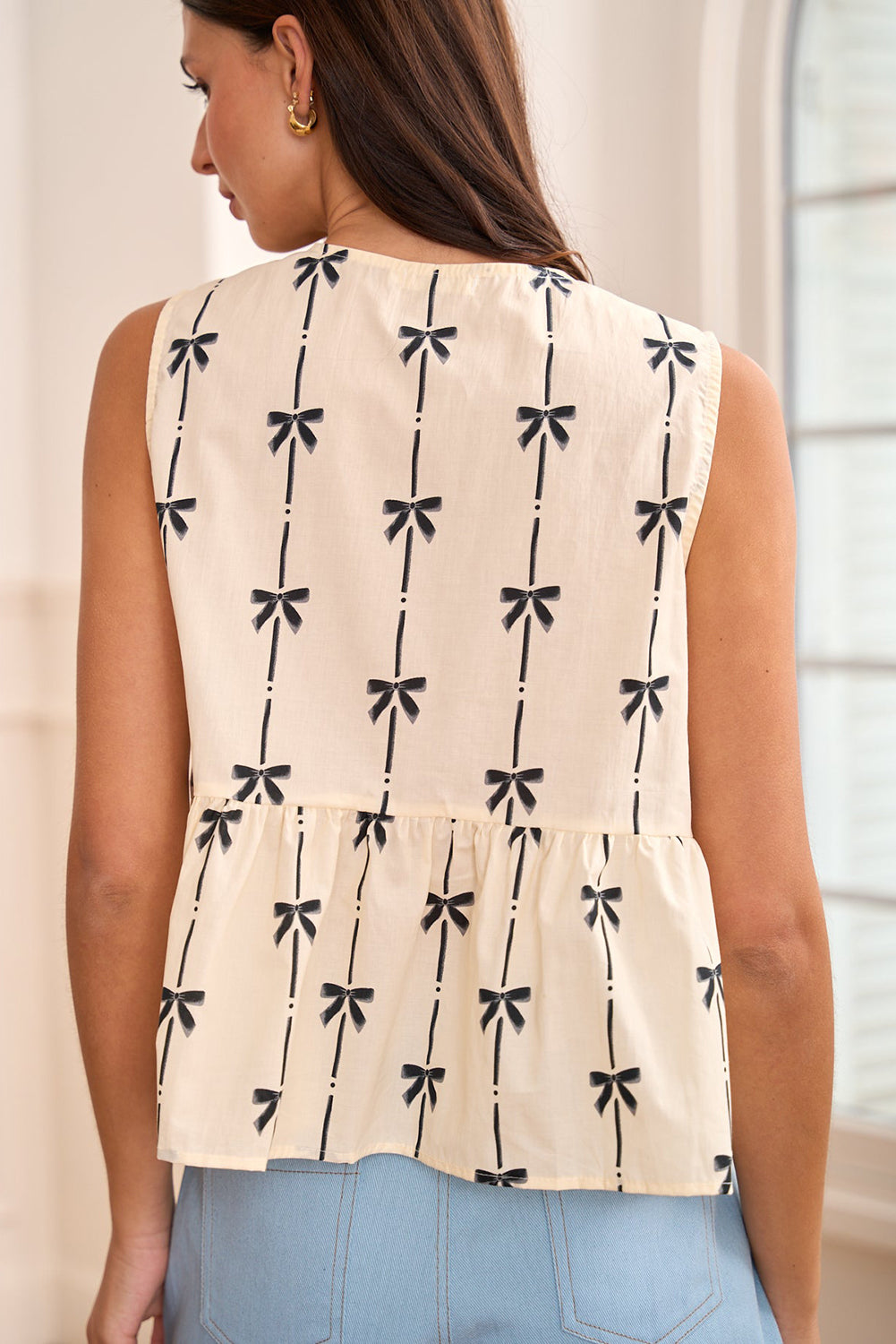 White Sweet Bow Print Tie Front Sleeveless Top