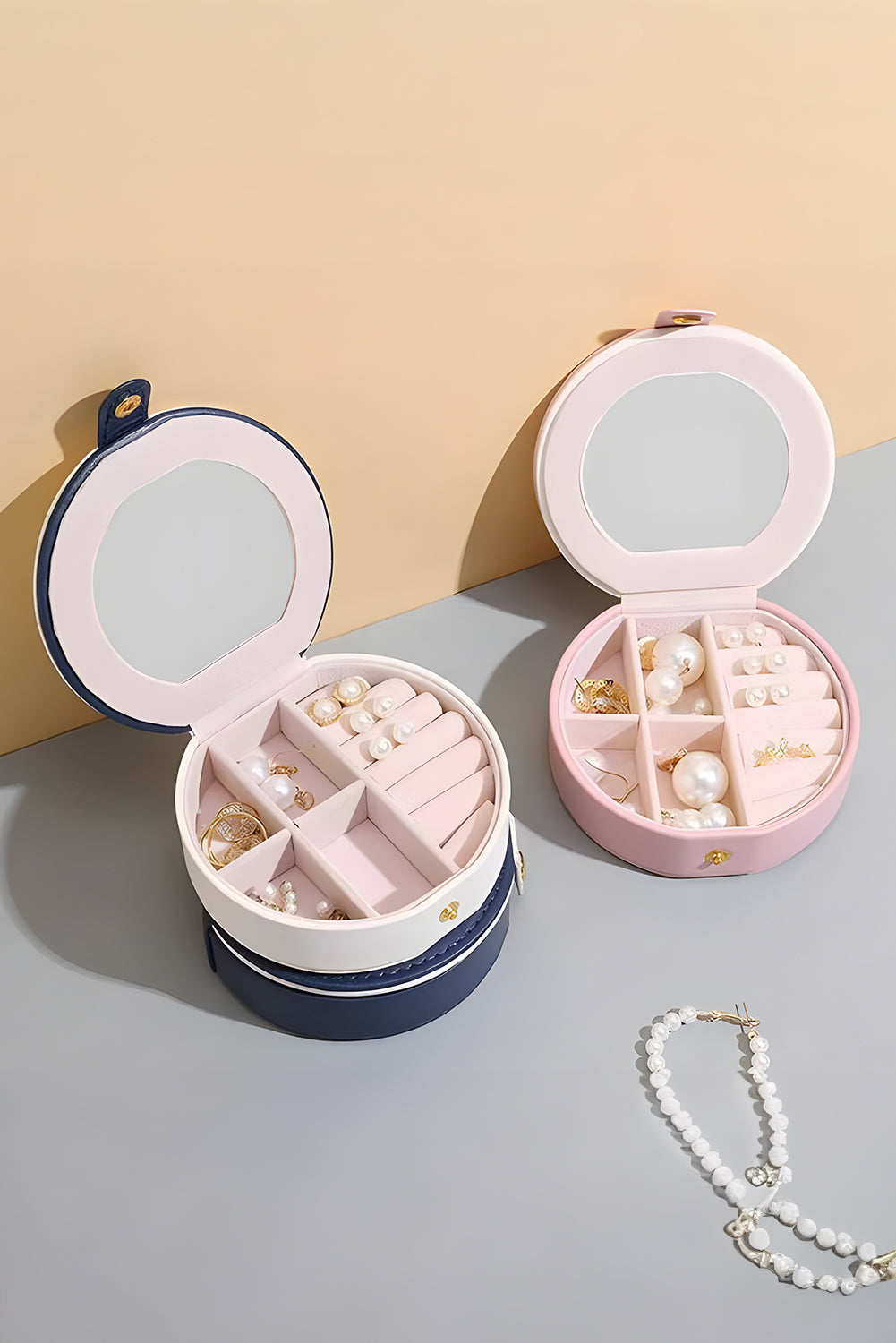 Light Pink Jewelry Organizer Case With Mirror