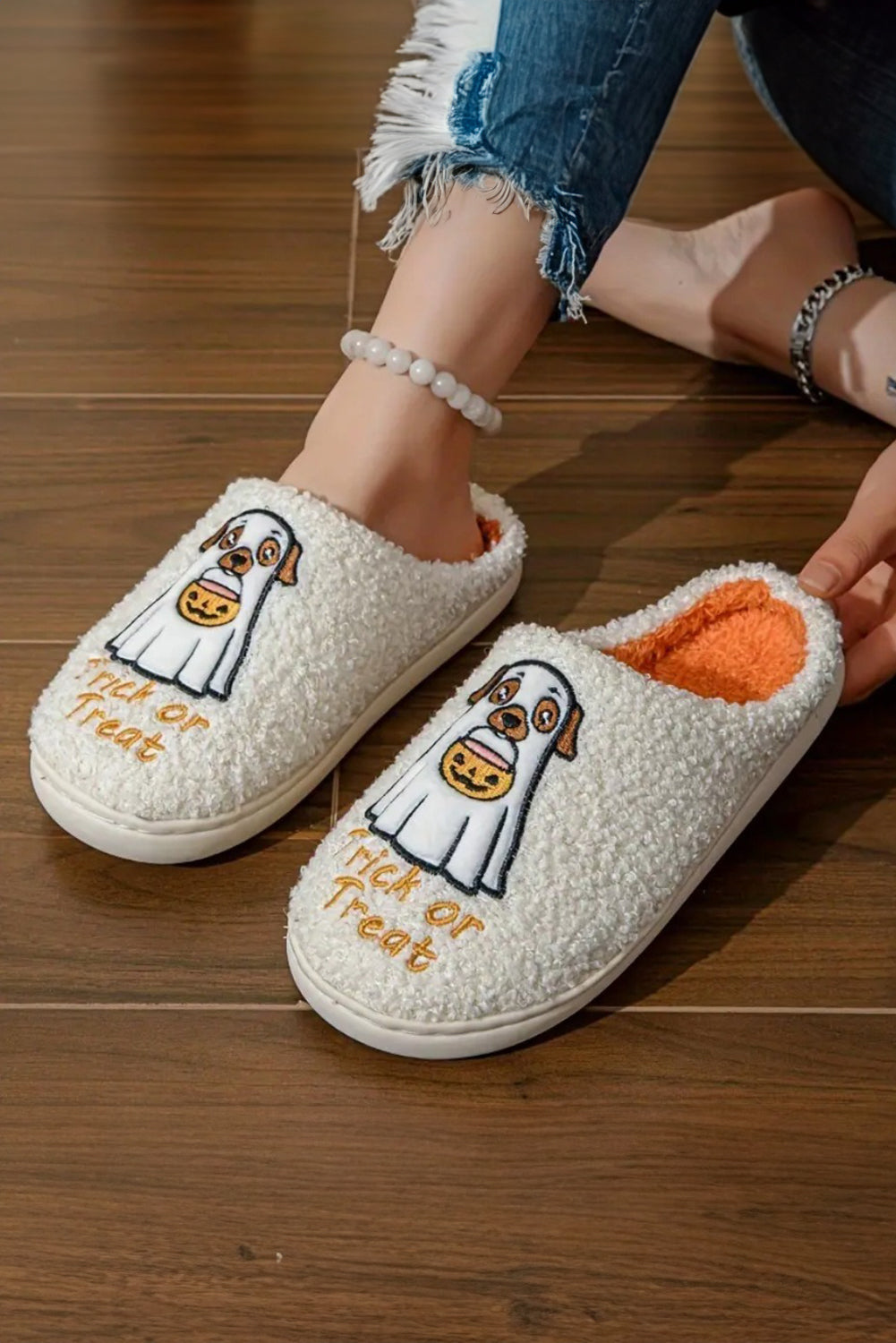 White Cute Trick Or Treat Pattern Plush Winter Home Slippers