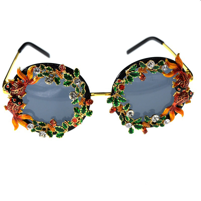 Cocoa Yacht Club Baroque Retro Hollow Koi Fish Sunglasses