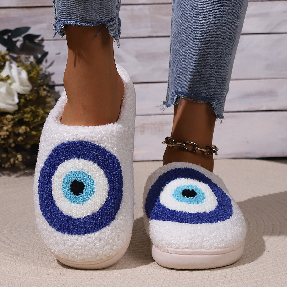 Cocoa Yacht Club Blue Circle Cotton Slippers