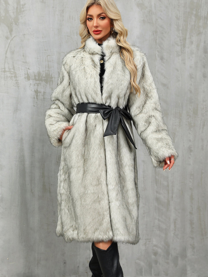 Short Snow Fox