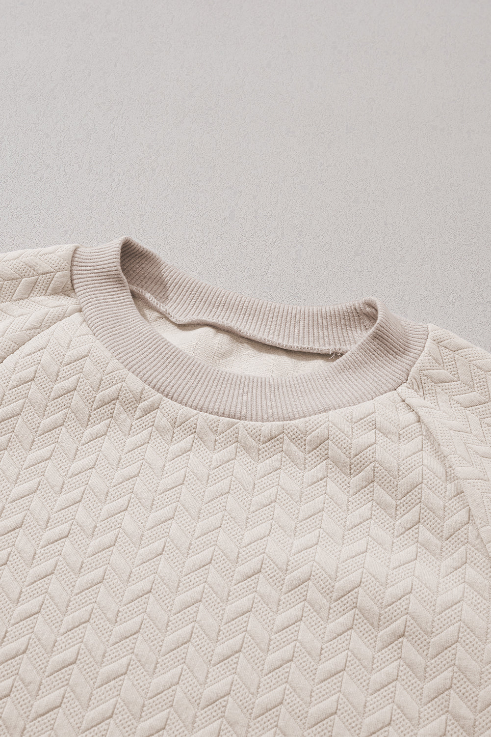 Beige Solid Color Textured Raglan Sleeve Pullover Sweatshirt