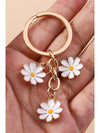 White Cute Daisy Shape Ornament Key Ring