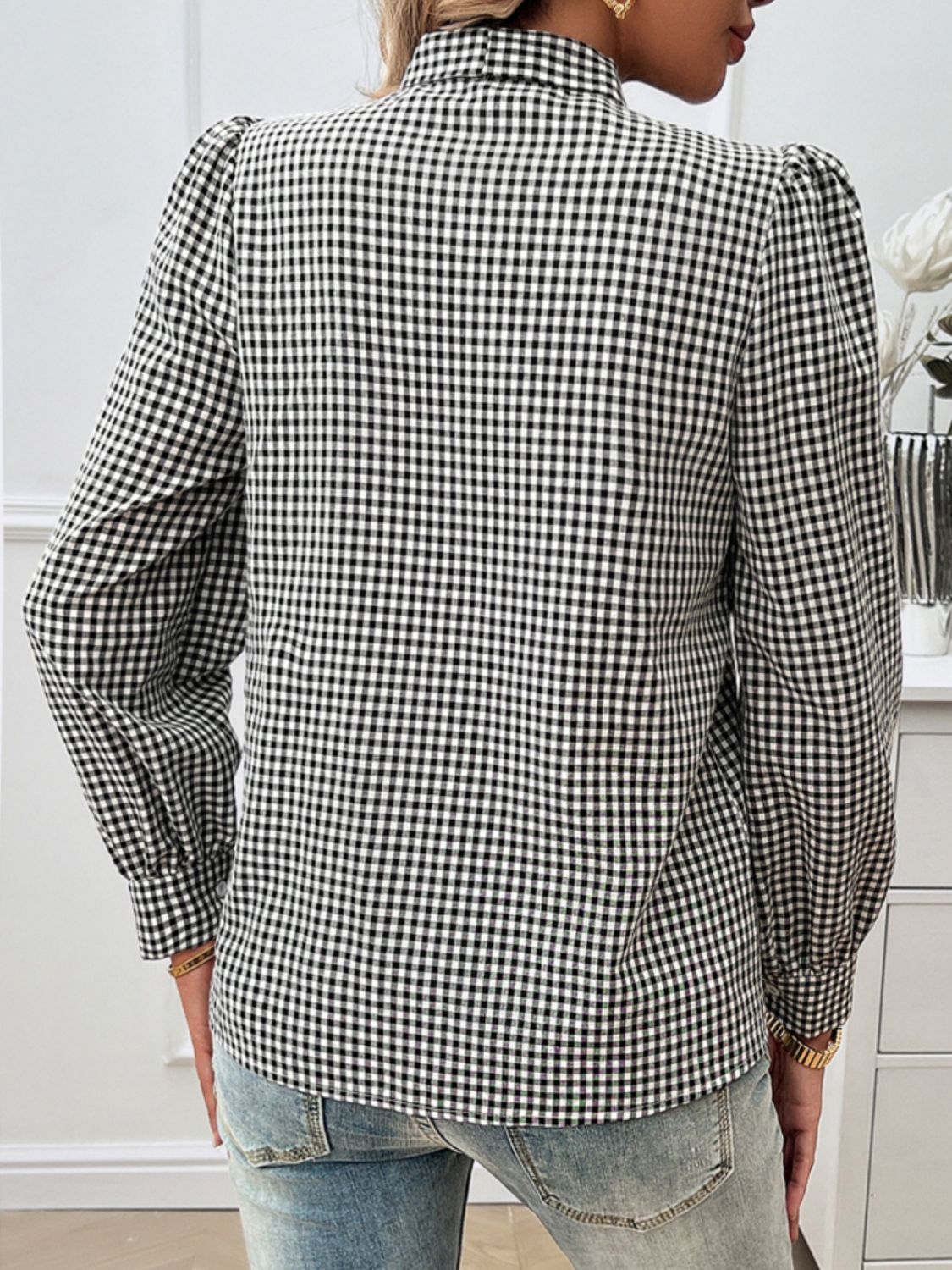  Devine Pocketed Plaid Tie Neck Long Sleeve Shirt.