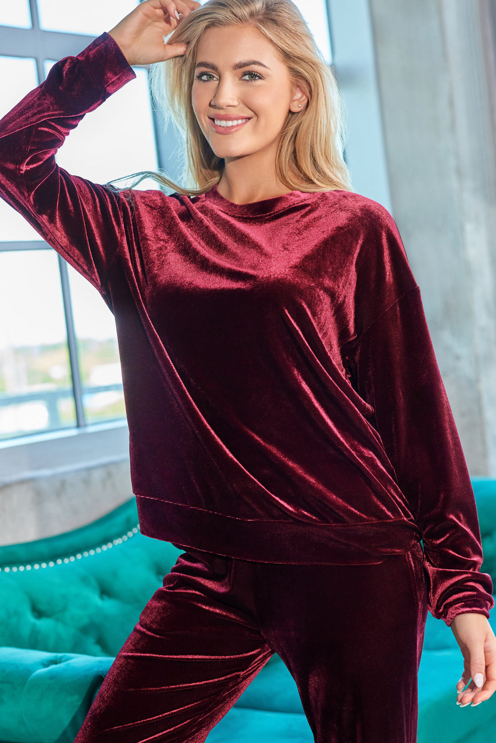 Red Solid Velvet Round Neck Top & Drawstring Pants Longe Set