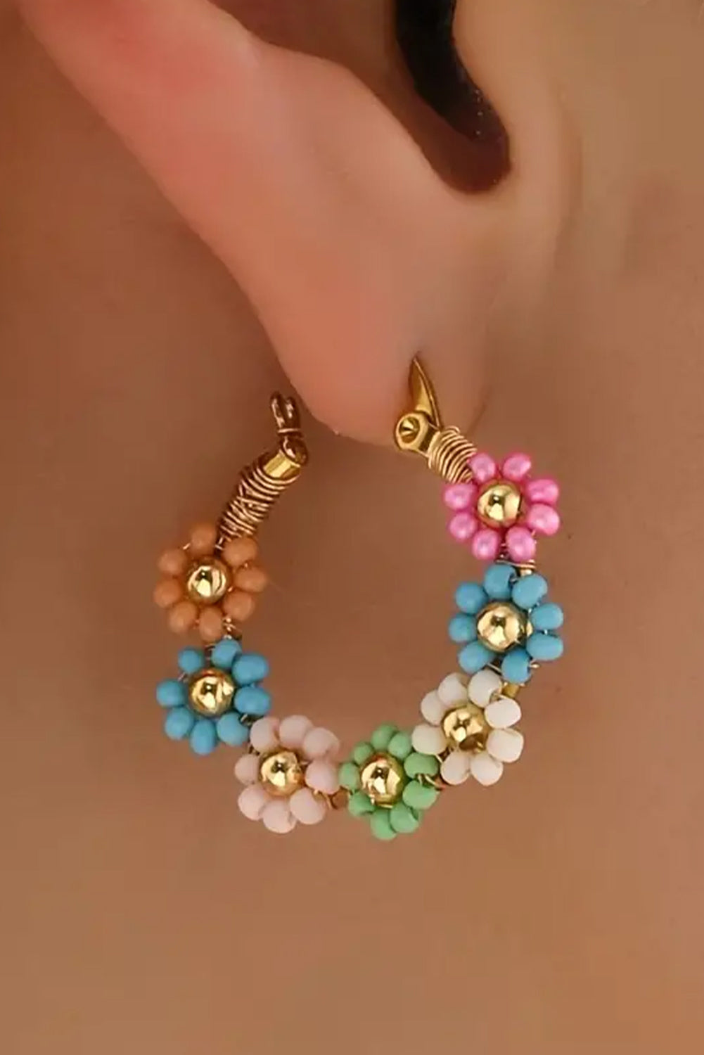 Pink Contrast Beaded Flowers Round Shape Dropping Earrings