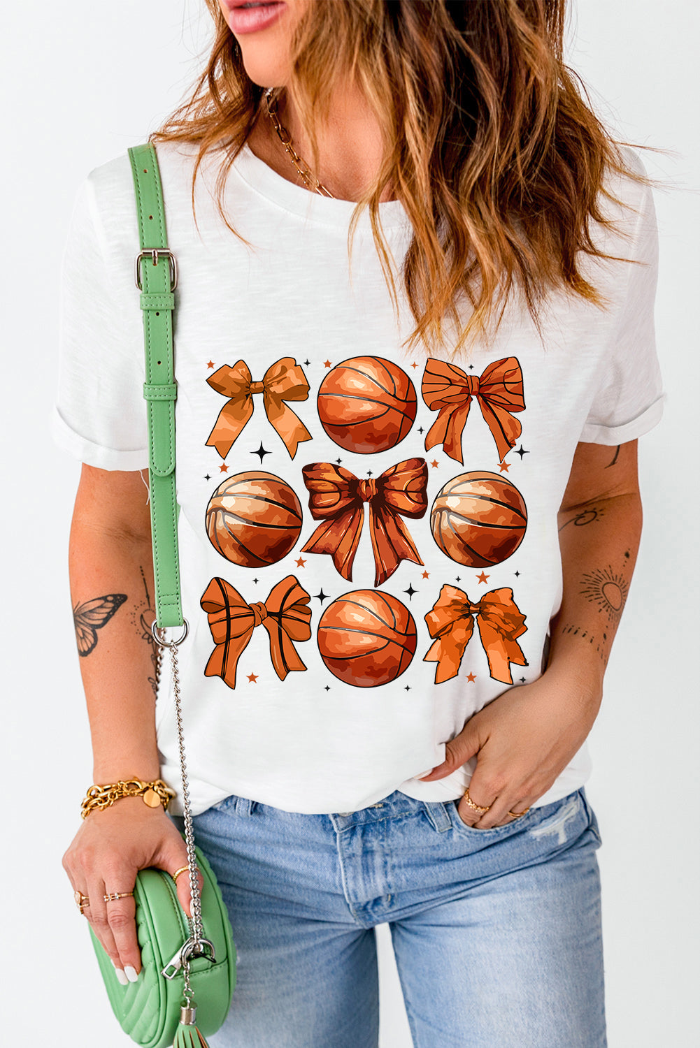 White Ball Bowknot Graphic Round Neck Tee