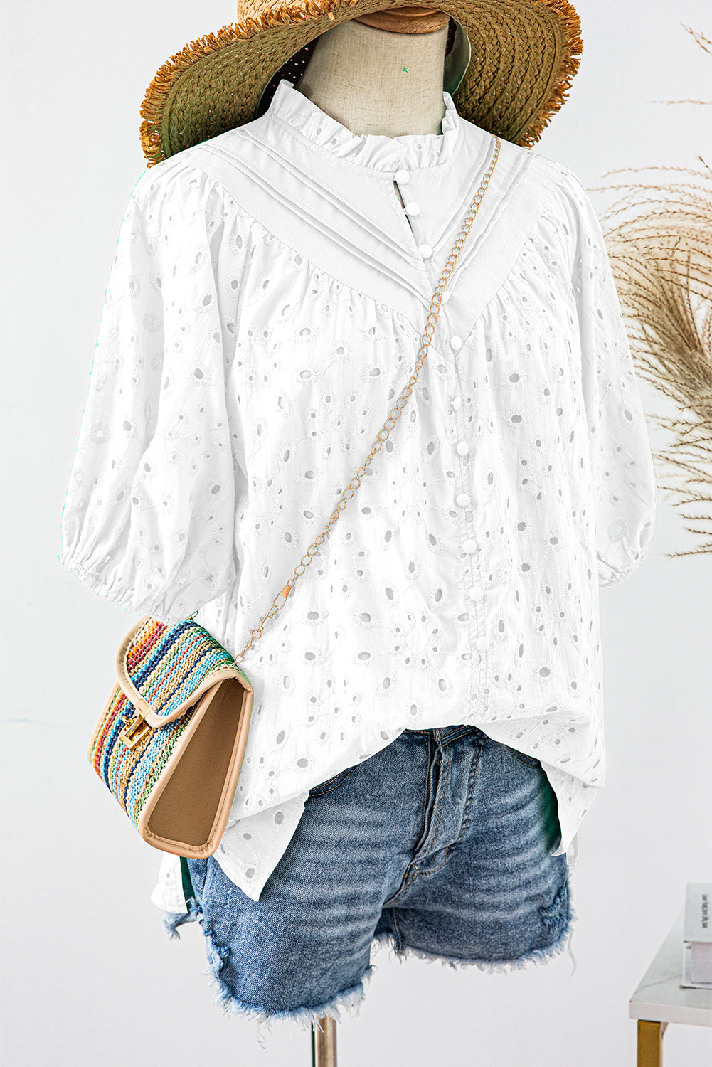 Bonbon Hollow-out Flower Embroidered Short Puff Sleeve Blouse