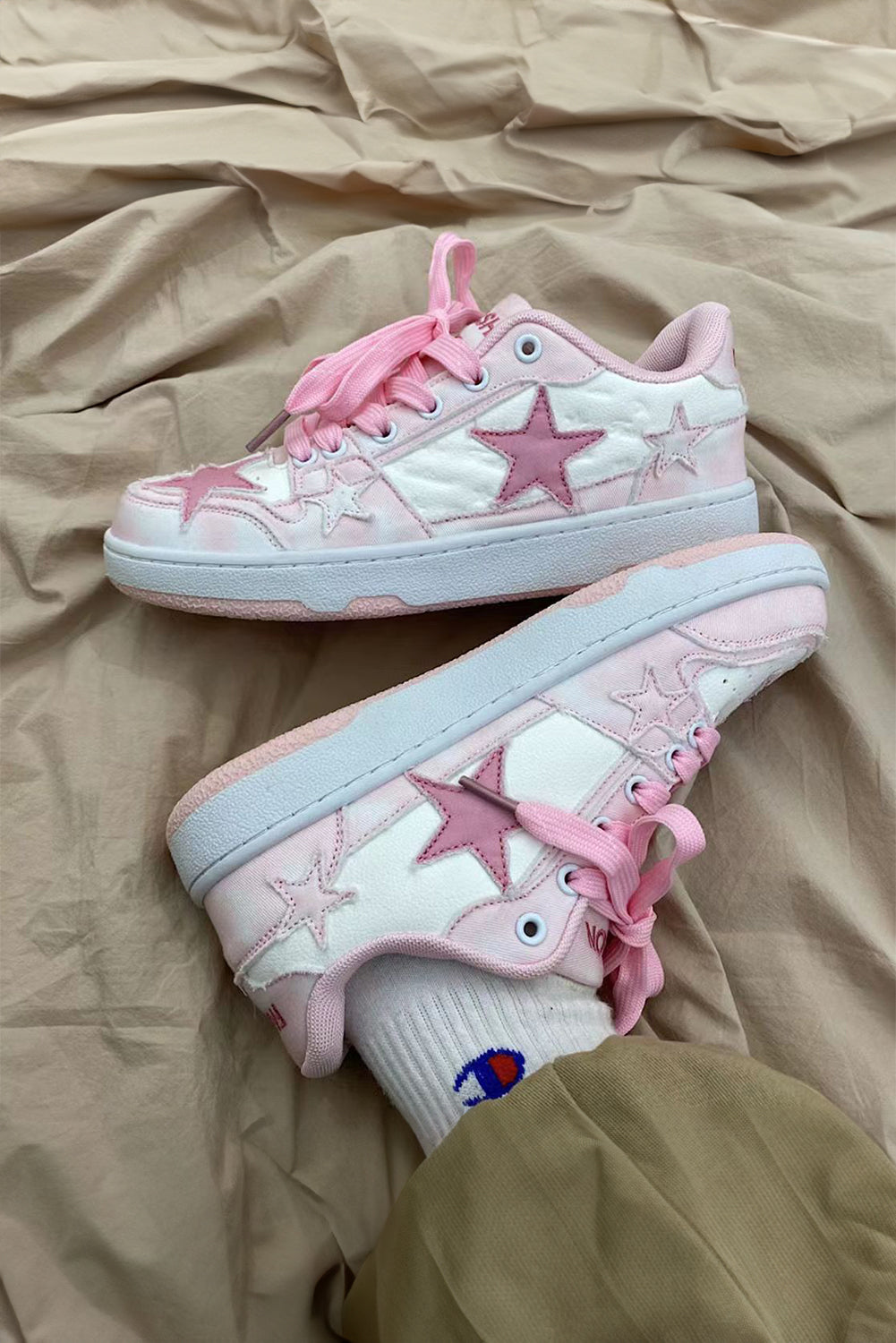 Pink Star Patch Color Block Lace-up Flat Sneakers