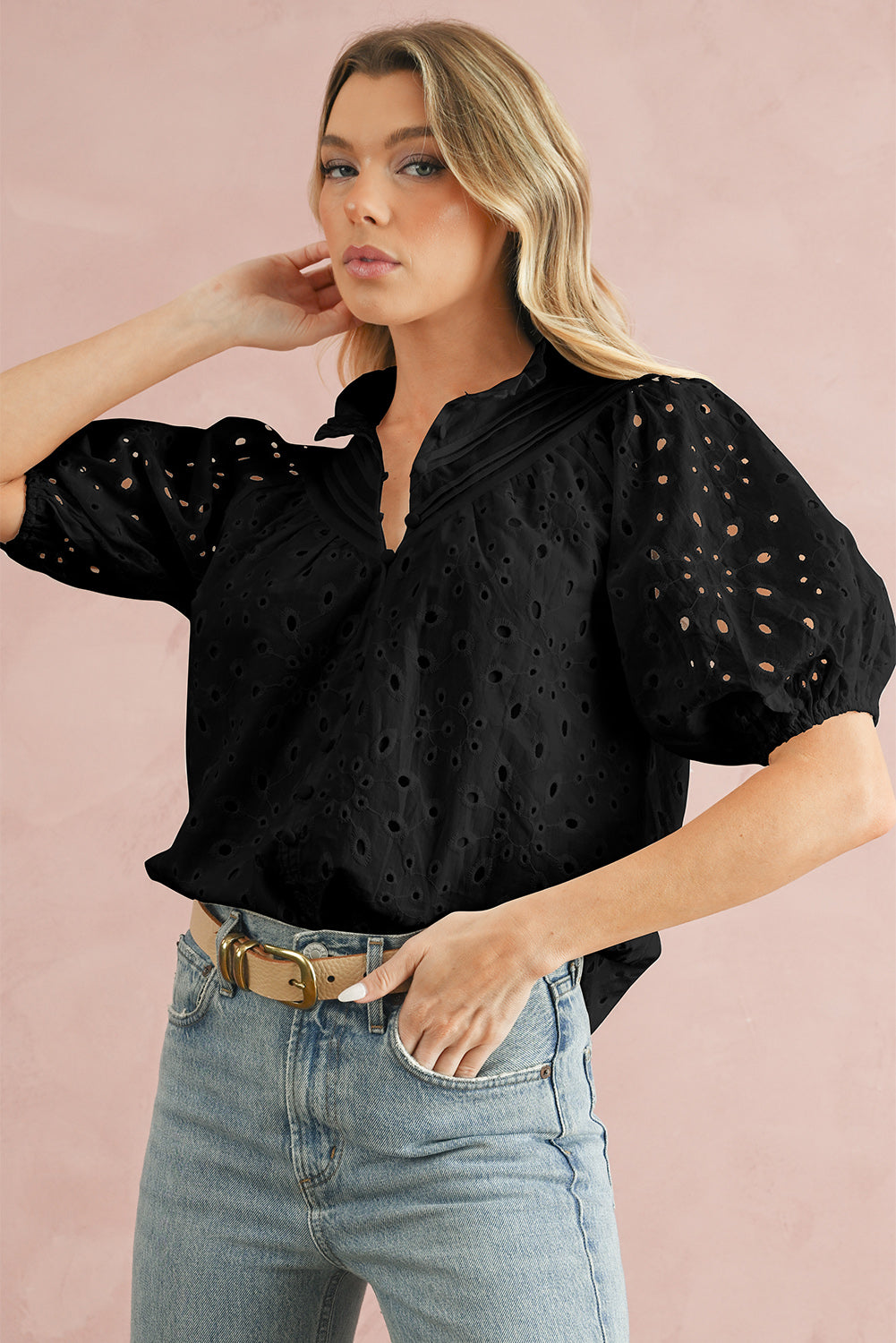 Bonbon Hollow-out Flower Embroidered Short Puff Sleeve Blouse