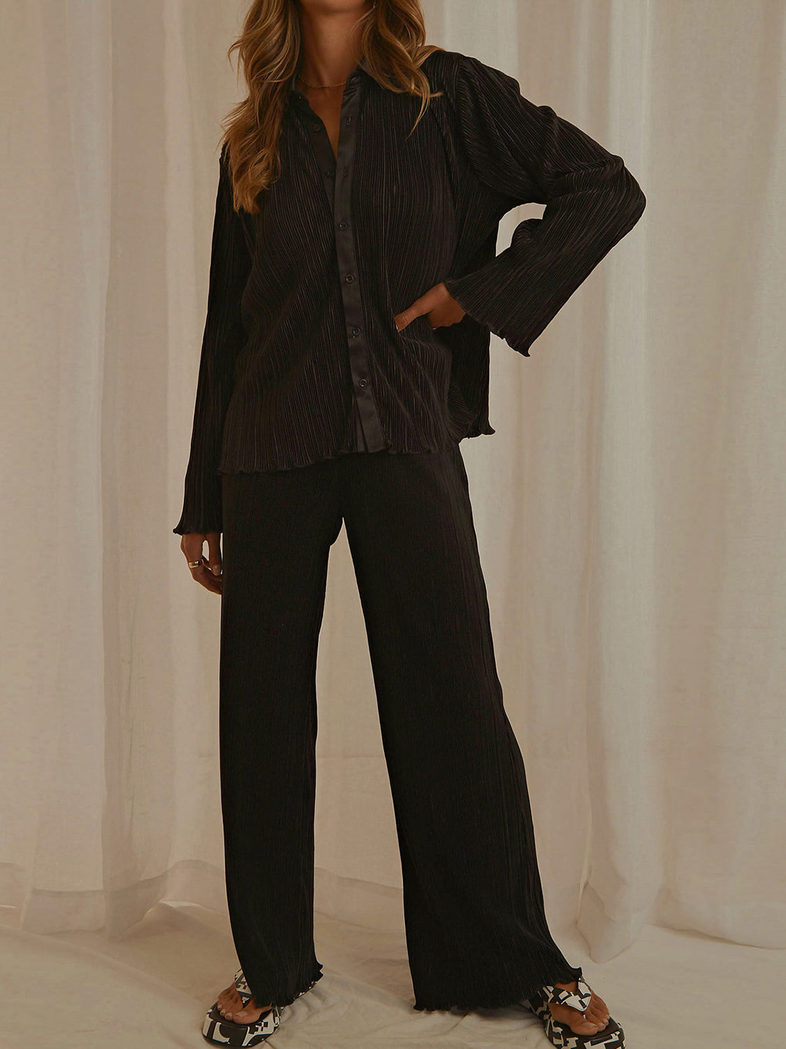  Collared Neck Long Sleeve Top and Pants Lounge Set.