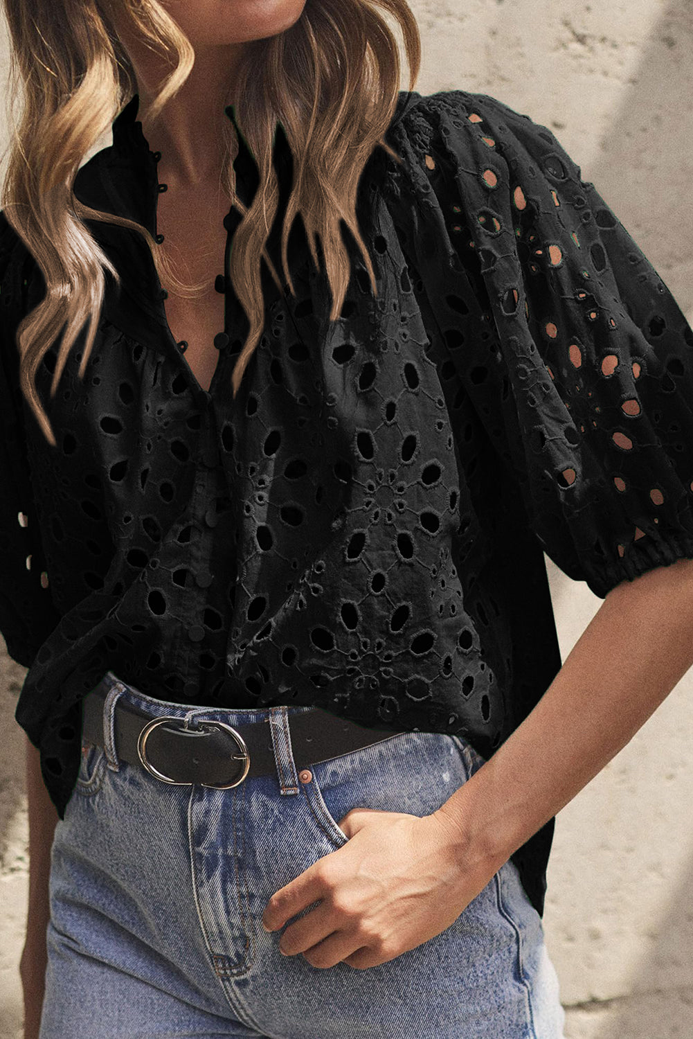 Bonbon Hollow-out Flower Embroidered Short Puff Sleeve Blouse