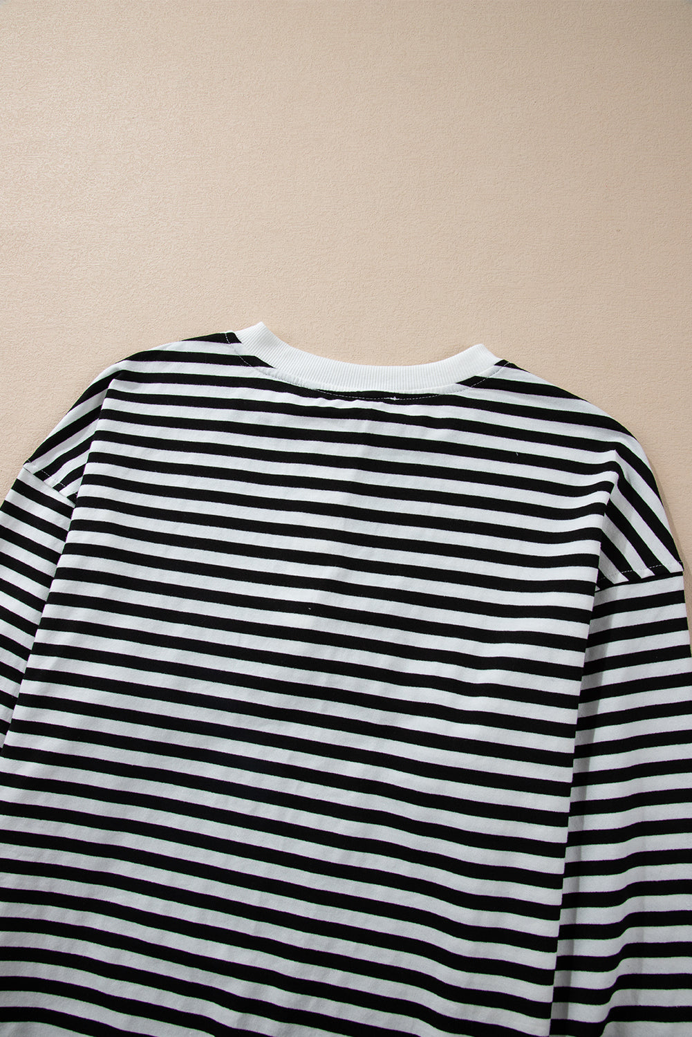 White Stripe Buttoned Crew Neck Oversized Sweatshirt