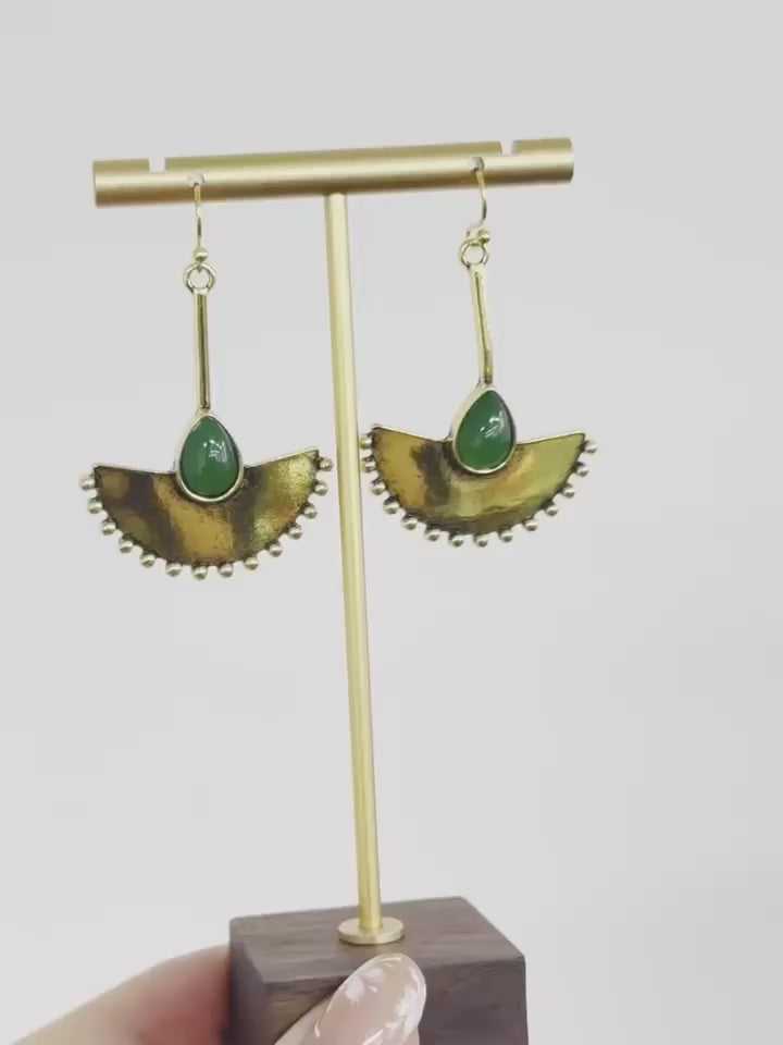 Vintage Elegant FanShaped Earrings  GoldenTone Stainless Steel with Teardrop Formal Party Wedding Casual Attire  s Elegant Birthday Gift Party Retro Style Imitation Agate Accents