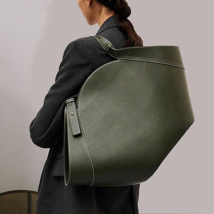 Retro Trend Solid Color Fan-Shaped Bag Cocoa Yacht Club